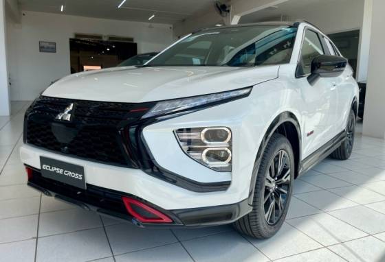 MITSUBISHI ECLIPSE CROSS 1.5 MIVEC TURBO GASOLINA HPE BLACK CVT MITSUBISHI ECLIPSE CROSS 1.5 MIVEC TURBO GASOLINA HPE BLACK CVT